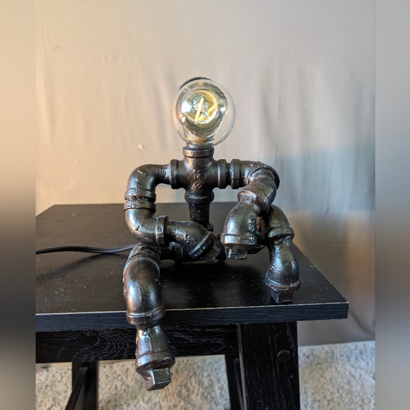 The Companion Industrial Iron Pipe Person Robot Lamp & Vintage Bulb - Picture 3 of 8